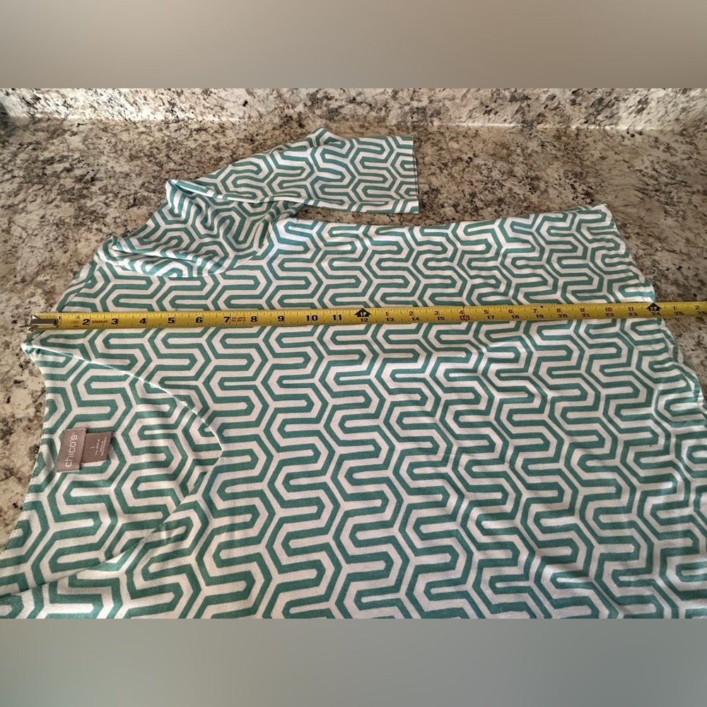 Chico’s Geometric Print V Neck 3/4 Sleeves Turquoise White Pullover Top Size M - Picture 8 of 8